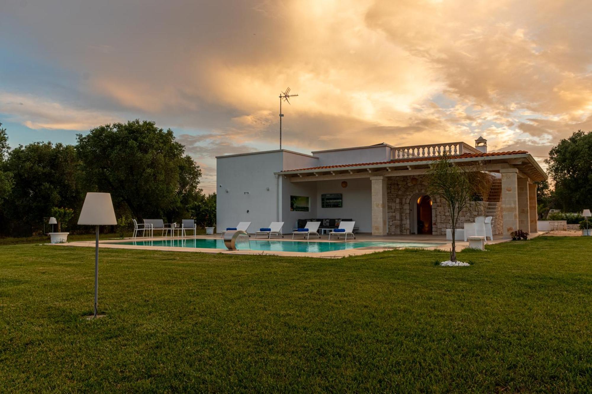 La Carezza Del Sole - Private Villa Francavilla Fontana Exterior photo
